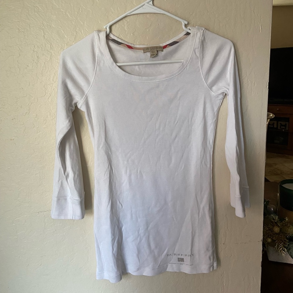 SALE!!! Burberry long sleeve t-shirt